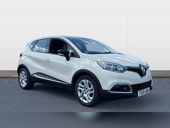 Used Renault Captur 2015 for sale - 75567305: Photo