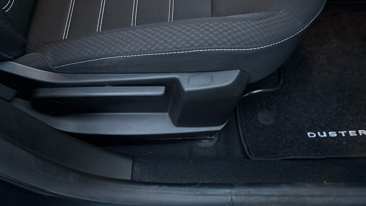 Used Dacia Duster 2022 for sale - 76831536: Photo 45