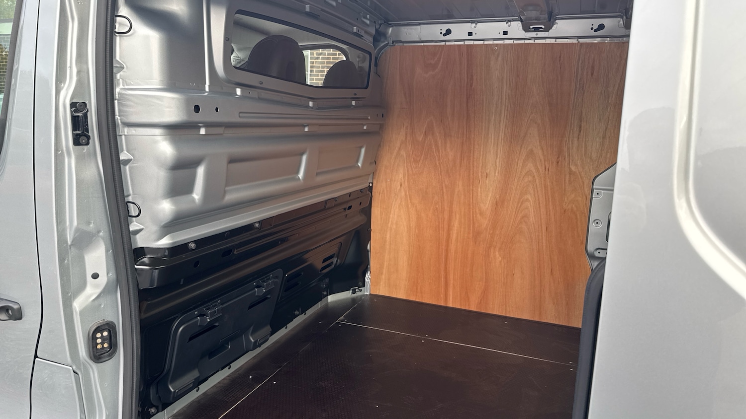 Used Renault Trafic 2025 for sale - 76616381: Photo 18