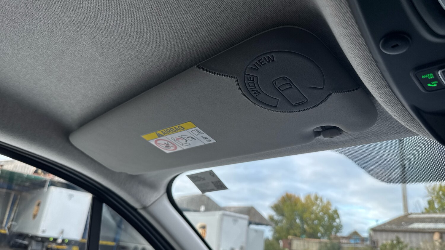 Used Renault Trafic 2025 for sale - 76616381: Photo 37