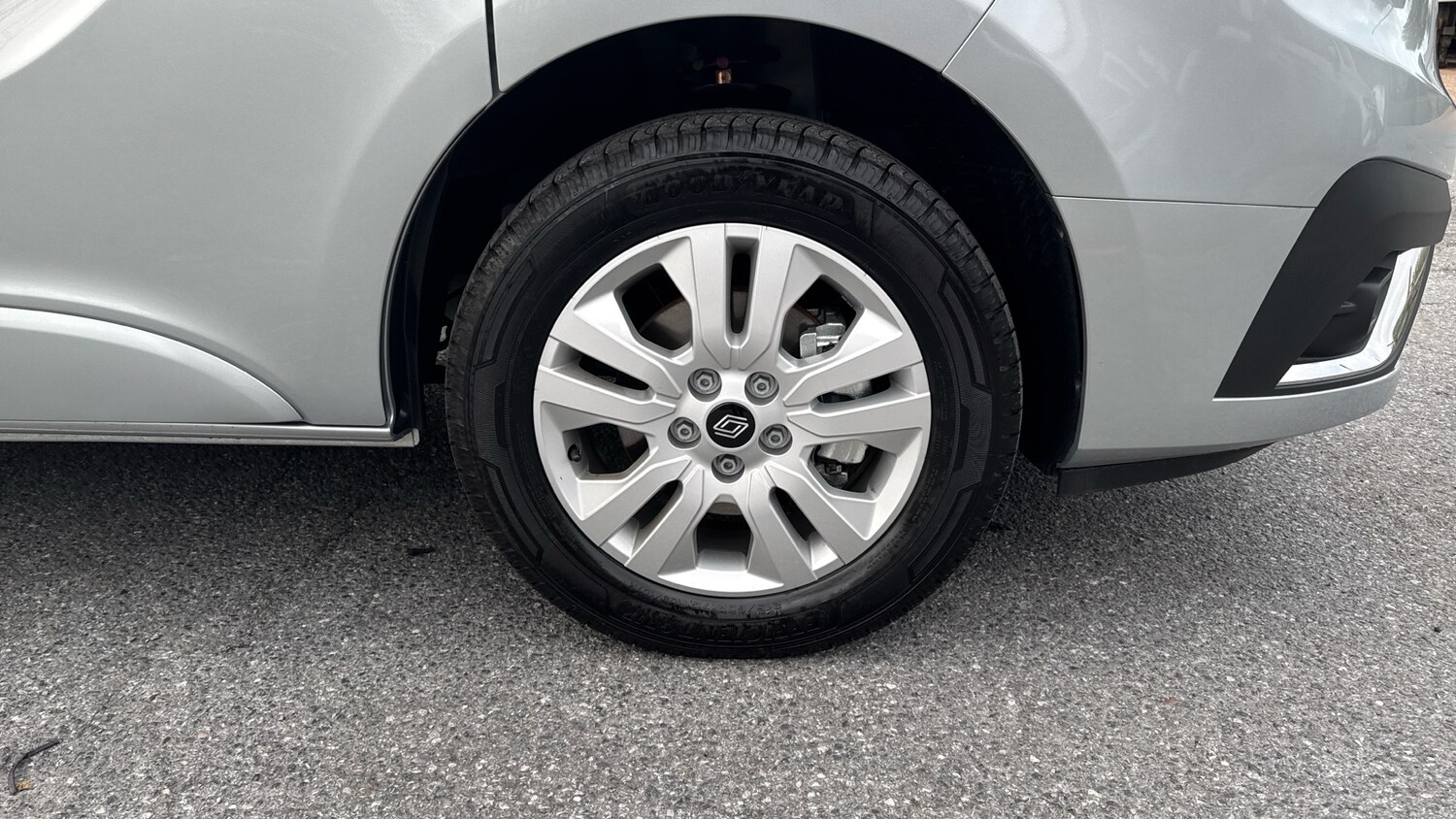 Used Renault Trafic 2025 for sale - 76616381: Photo 39