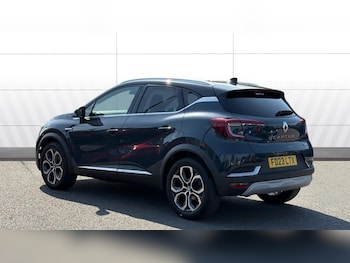 Used Renault Captur 2023 for sale - 78457086: Photo