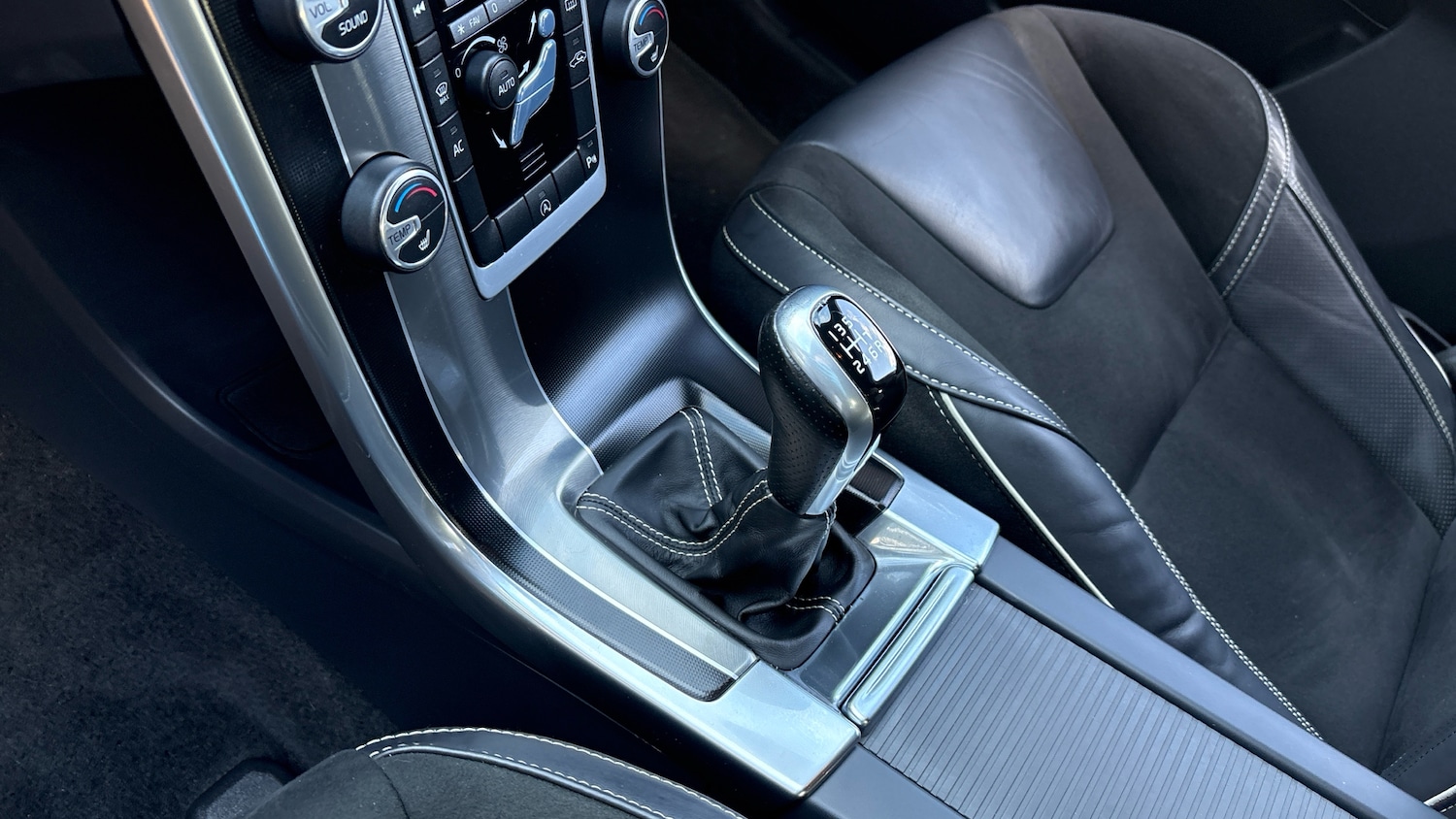 Used Volvo XC60 2016 for sale - 76566158: Photo 13