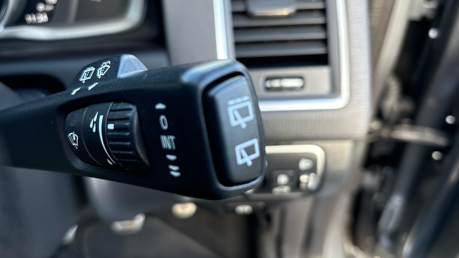 Used Volvo XC60 2016 for sale - 76566158: Photo 35