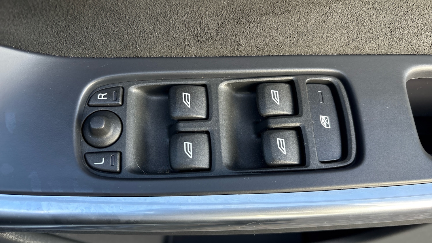 Used Volvo XC60 2016 for sale - 76566158: Photo 38