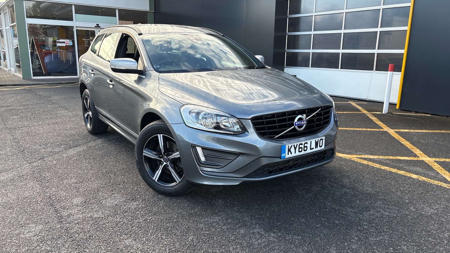 Used Volvo XC60 2016 for sale - 76566158: Photo 44