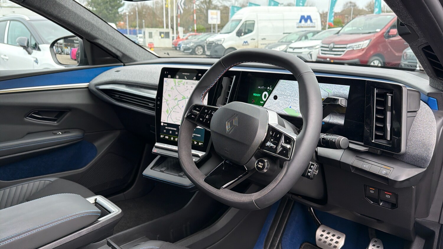 Used Renault Scenic E-Tech 2025 for sale - 77915854: Photo 11