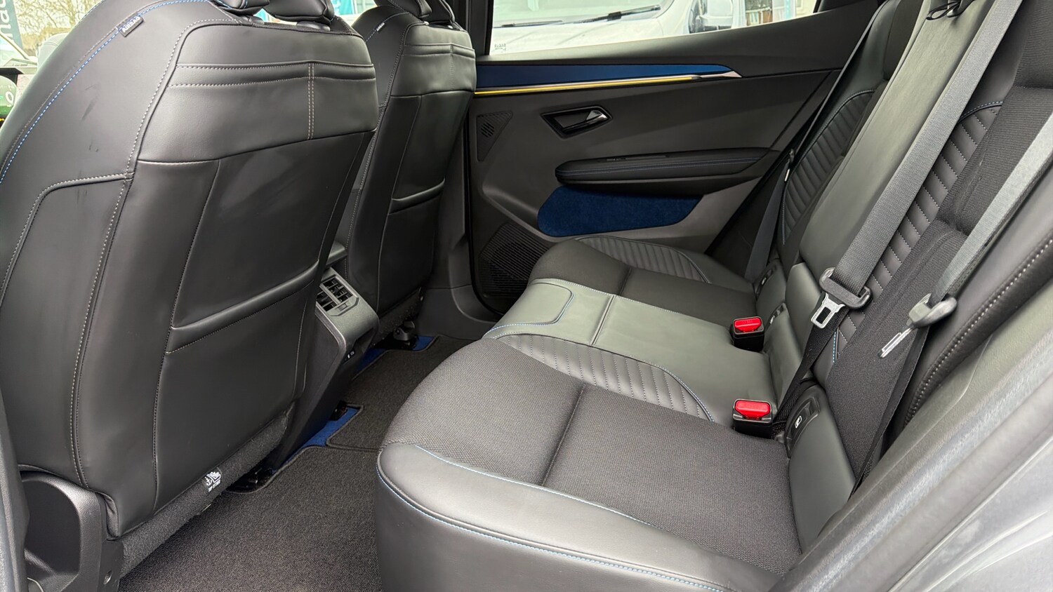 Used Renault Scenic E-Tech 2025 for sale - 77915854: Photo 16