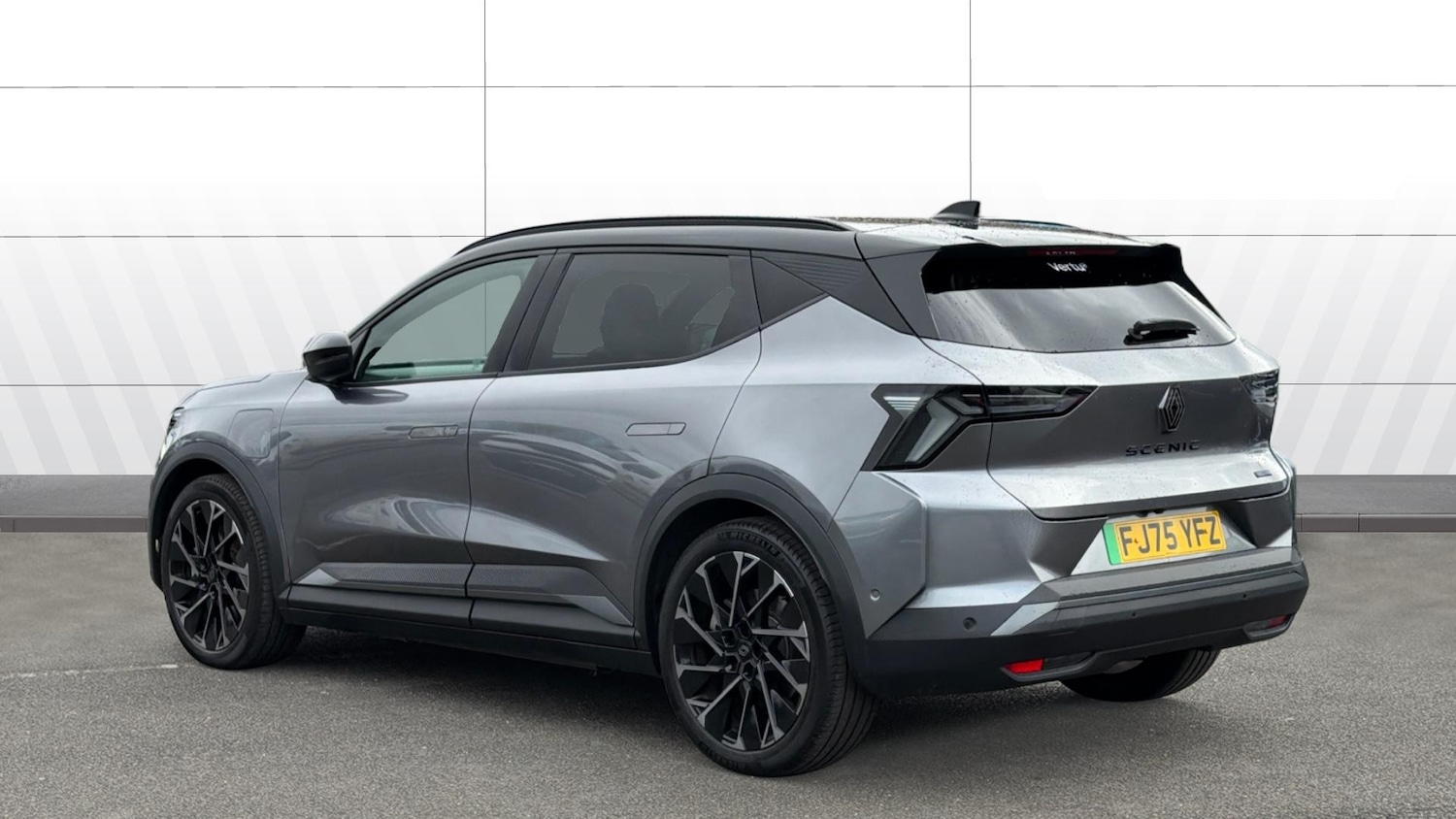 Used Renault Scenic E-Tech 2025 for sale - 77915854: Photo 2