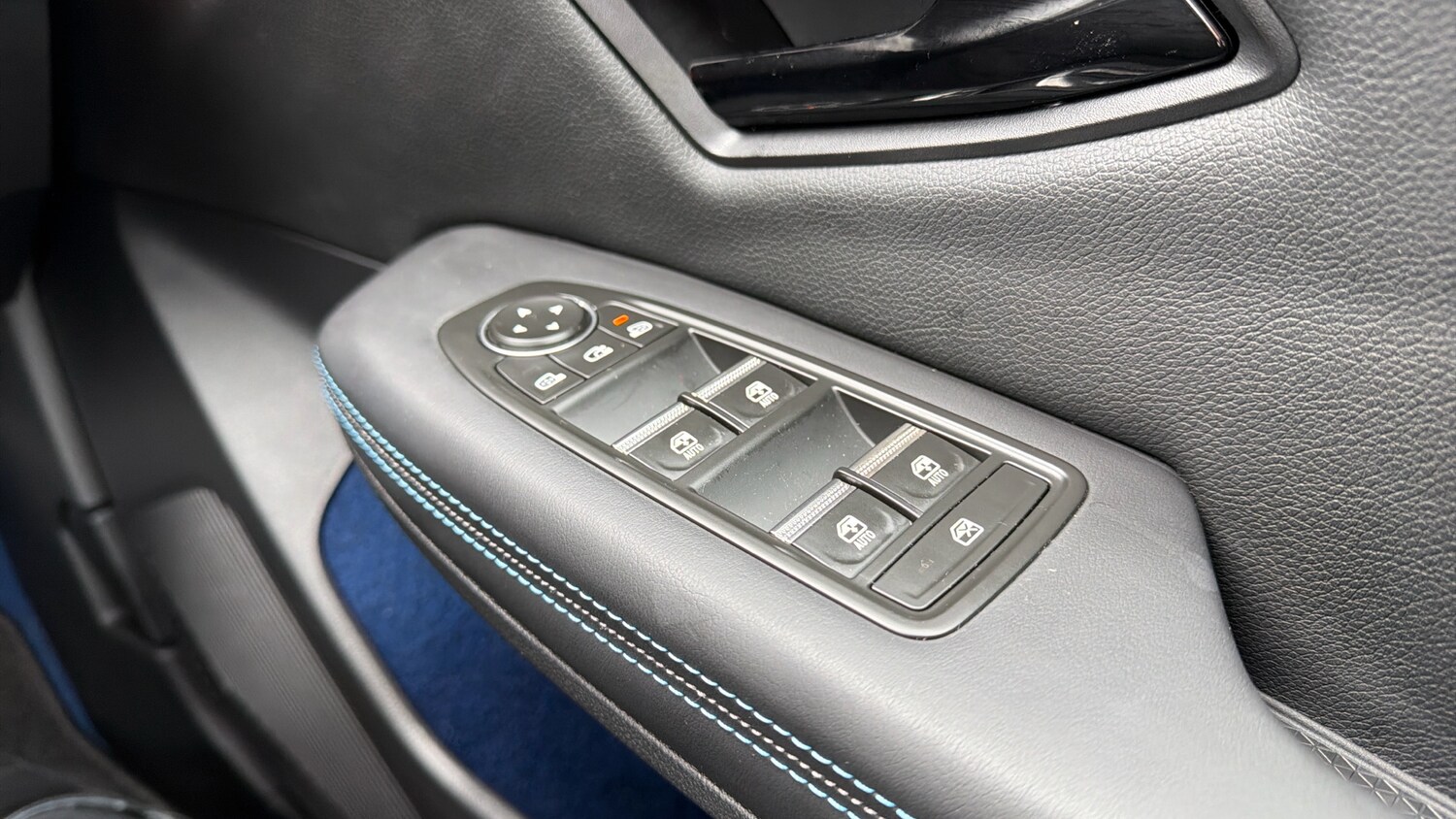 Used Renault Scenic E-Tech 2025 for sale - 77915854: Photo 26