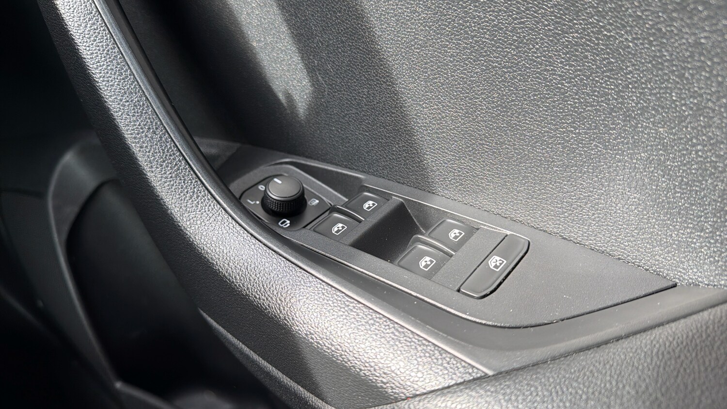 Used Skoda Karoq 2018 for sale - 78152852: Photo 24