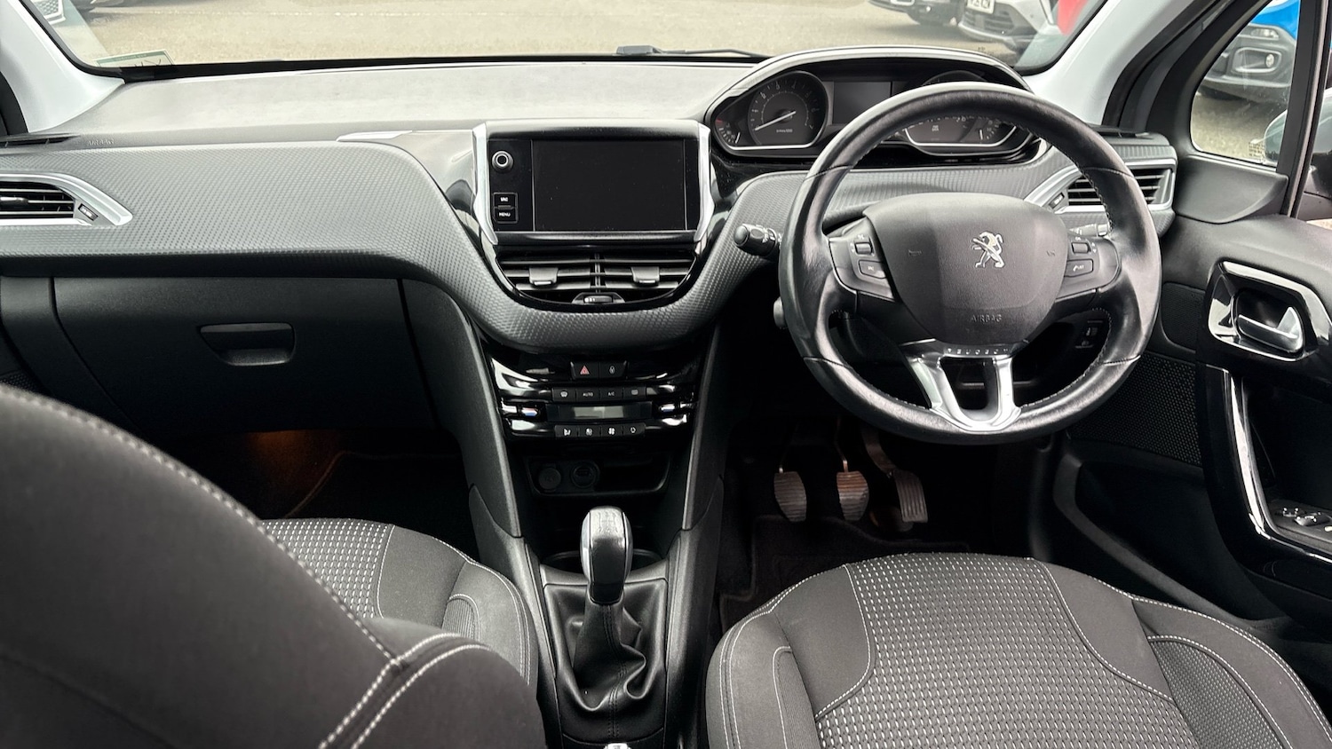 Used Peugeot 208 2019 for sale - 76718853: Photo 10