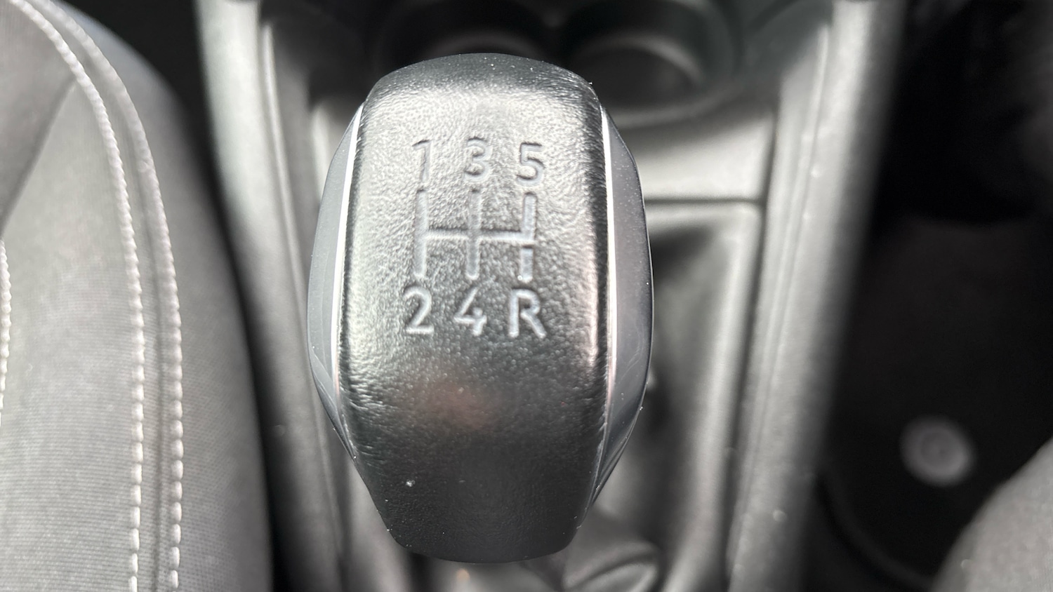 Used Peugeot 208 2019 for sale - 76718853: Photo 28