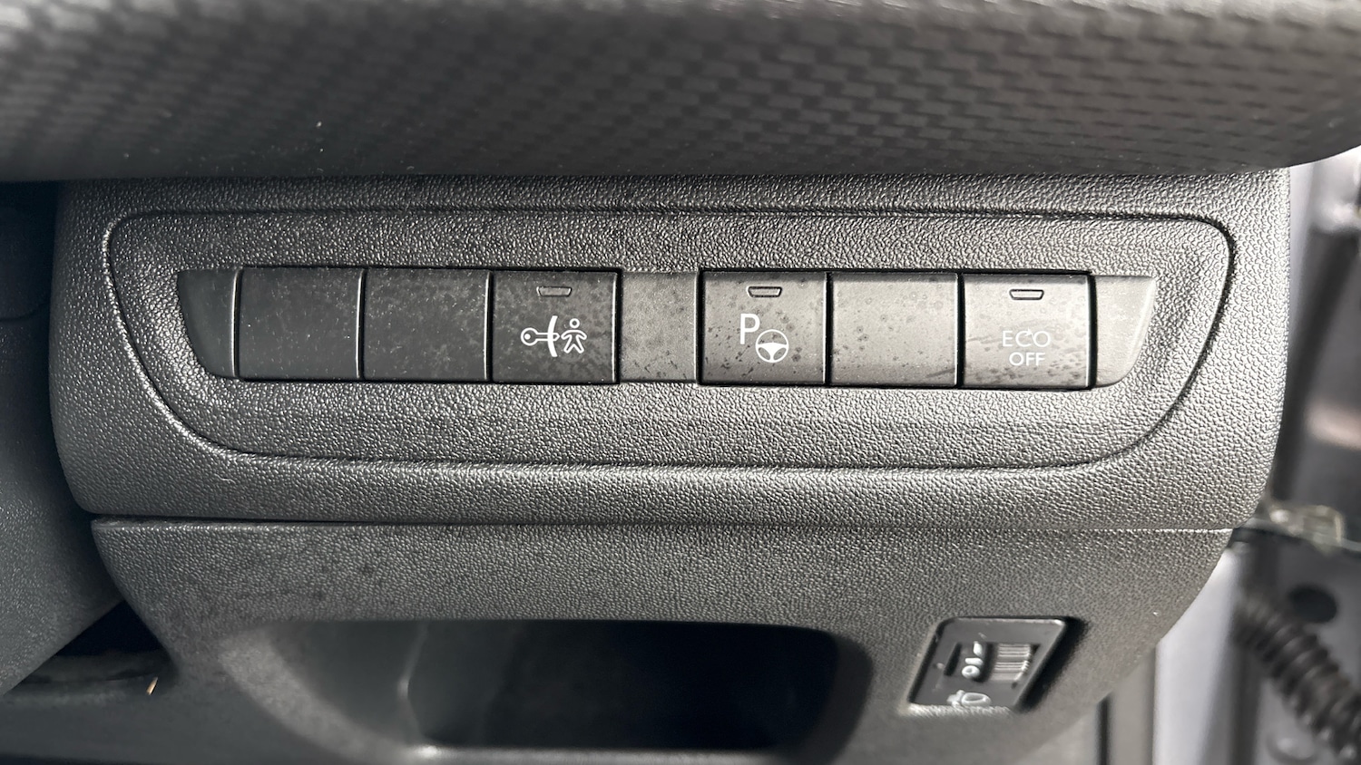 Used Peugeot 208 2019 for sale - 76718853: Photo 30