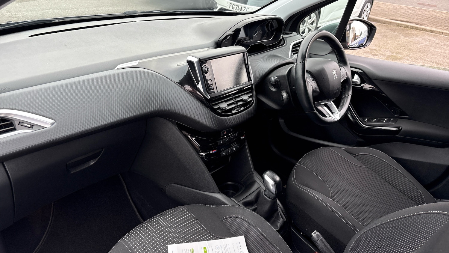 Used Peugeot 208 2019 for sale - 76718853: Photo 9