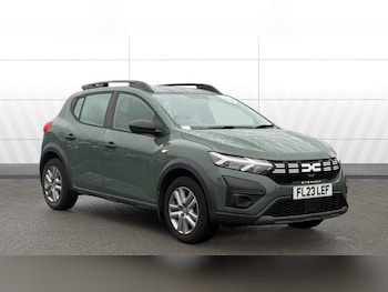 2023 (23) - 1.0 TCe Essential 5dr Petrol Hatchback