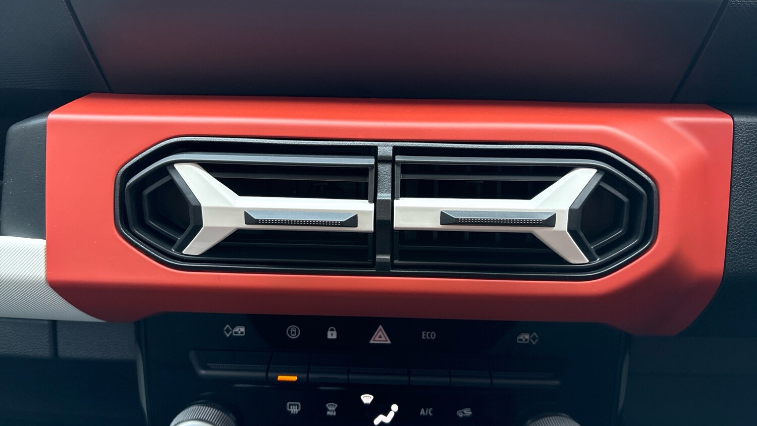 Used Dacia Spring 2025 for sale - 77490581: Photo 25