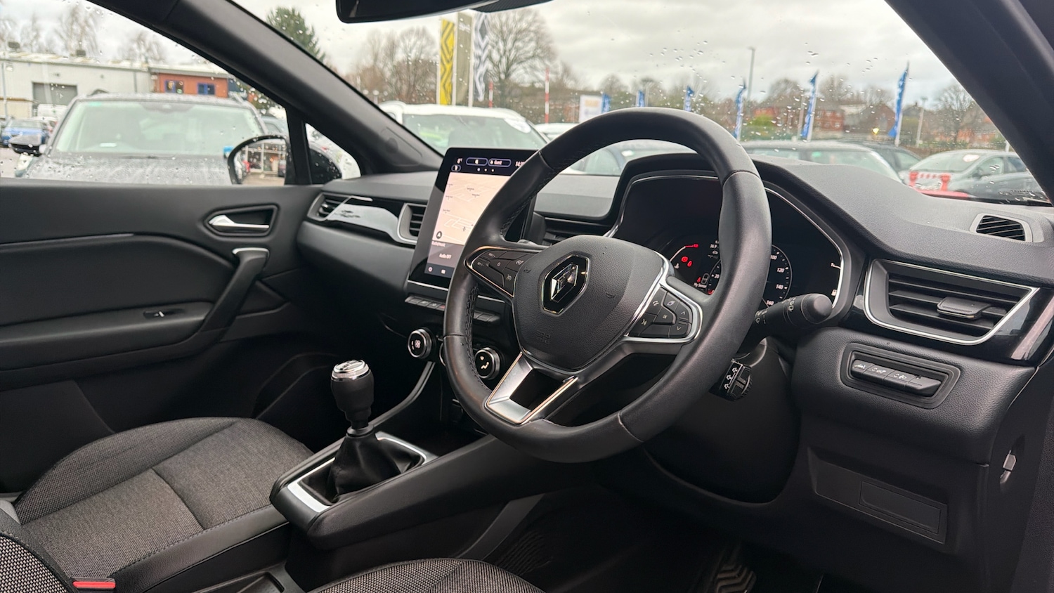 Used Renault Captur 2022 for sale - 76968704: Photo 11