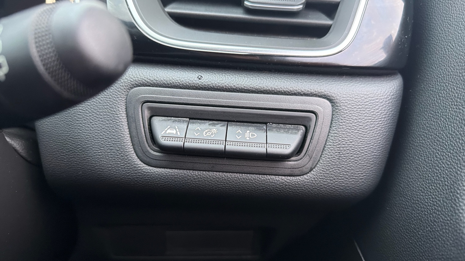 Used Renault Captur 2022 for sale - 76968704: Photo 26