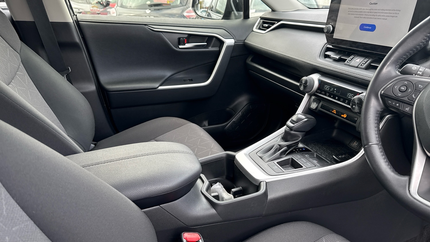 Used Toyota RAV4 2023 for sale - 76161852: Photo 14