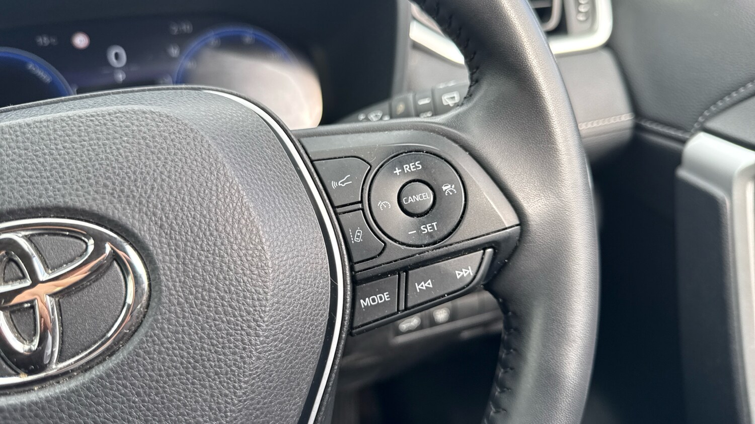 Used Toyota RAV4 2023 for sale - 76161852: Photo 26