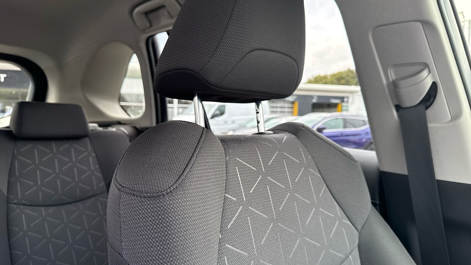 Used Toyota RAV4 2023 for sale - 76161852: Photo 34