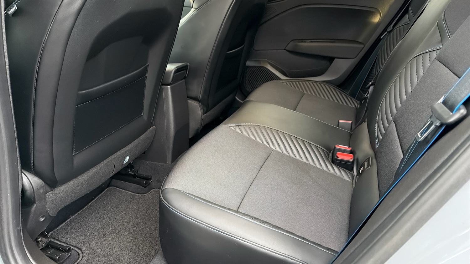 Used Renault Clio 2023 for sale - 77085397: Photo 16