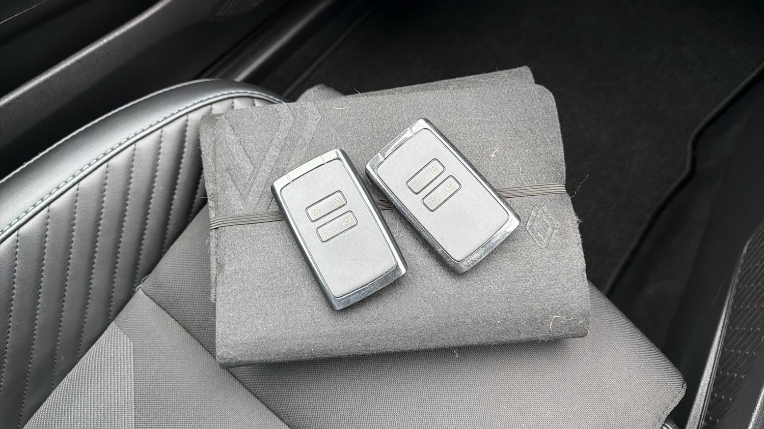 Used Renault Clio 2023 for sale - 77085397: Photo 19