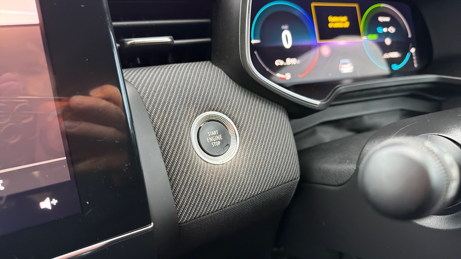 Used Renault Clio 2023 for sale - 77085397: Photo 26