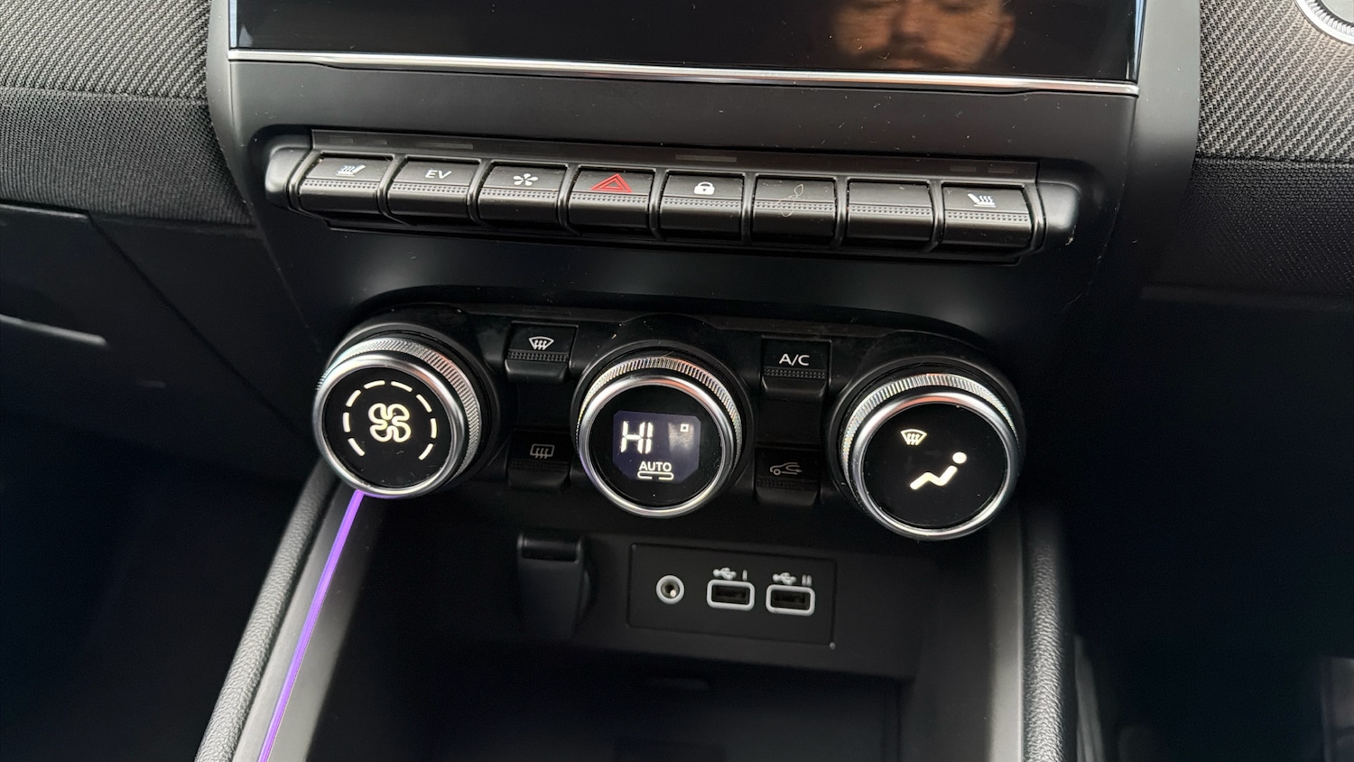 Used Renault Clio 2023 for sale - 77085397: Photo 28