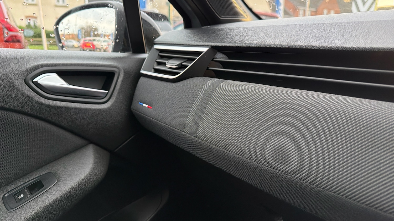 Used Renault Clio 2023 for sale - 77085397: Photo 33