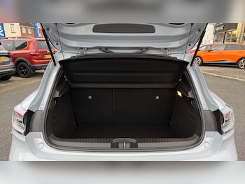 Used Renault Clio 2023 for sale - 77085397: Photo