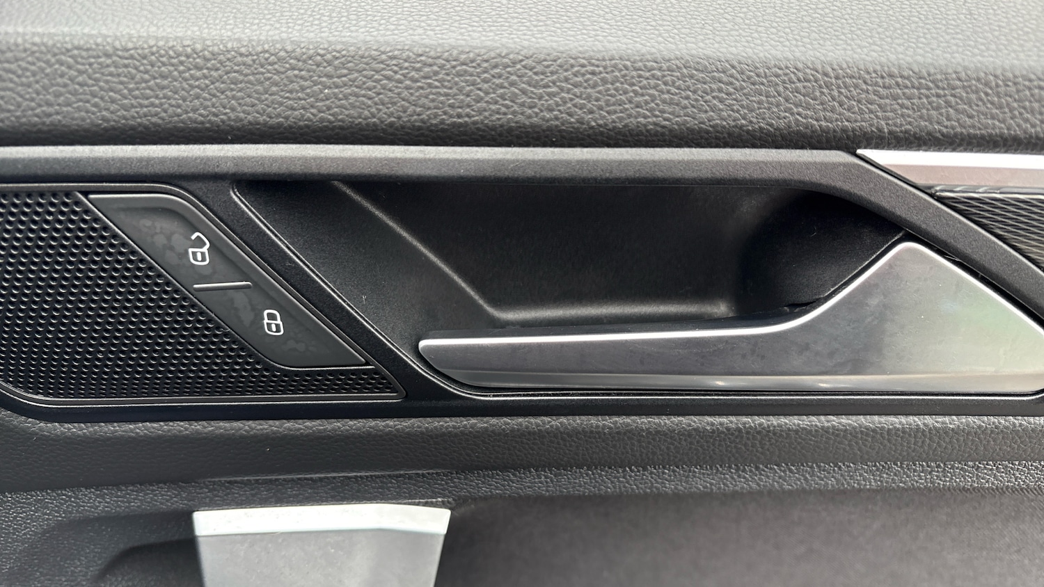 Used Volkswagen Tiguan 2019 for sale - 76639599: Photo 61