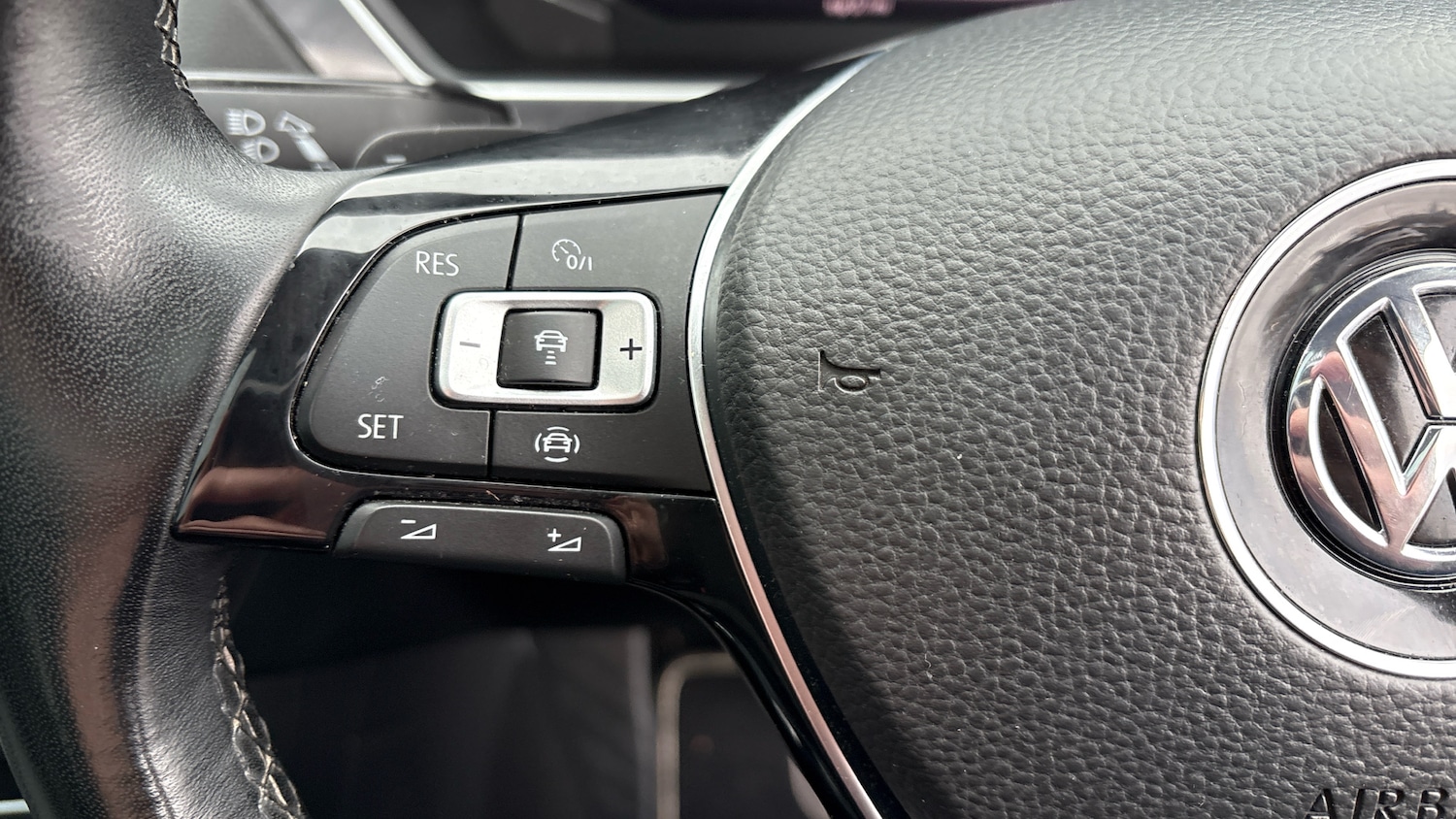 Used Volkswagen Tiguan 2019 for sale - 76639599: Photo 69