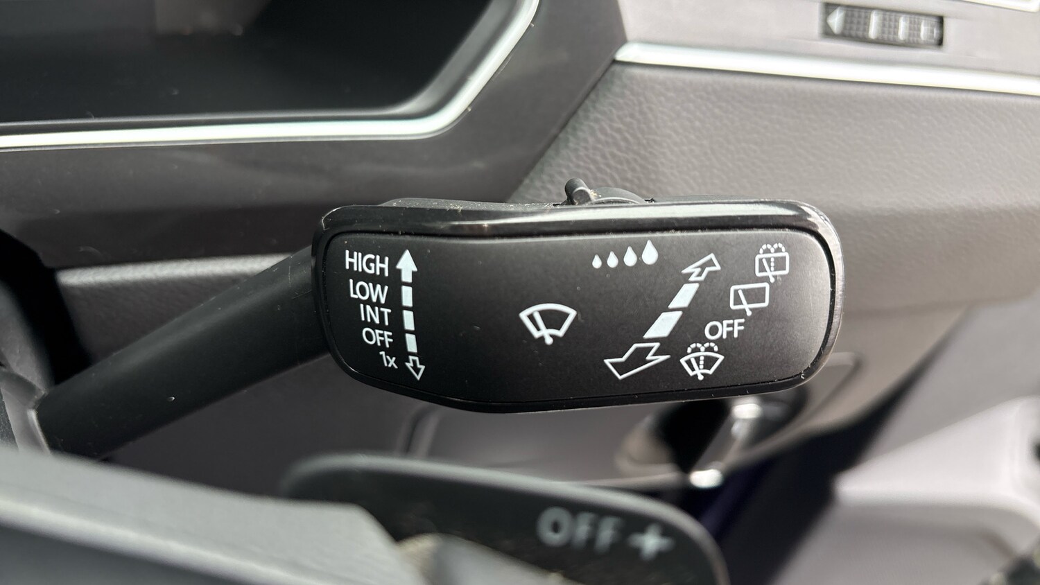 Used Volkswagen Tiguan 2019 for sale - 76639599: Photo 91