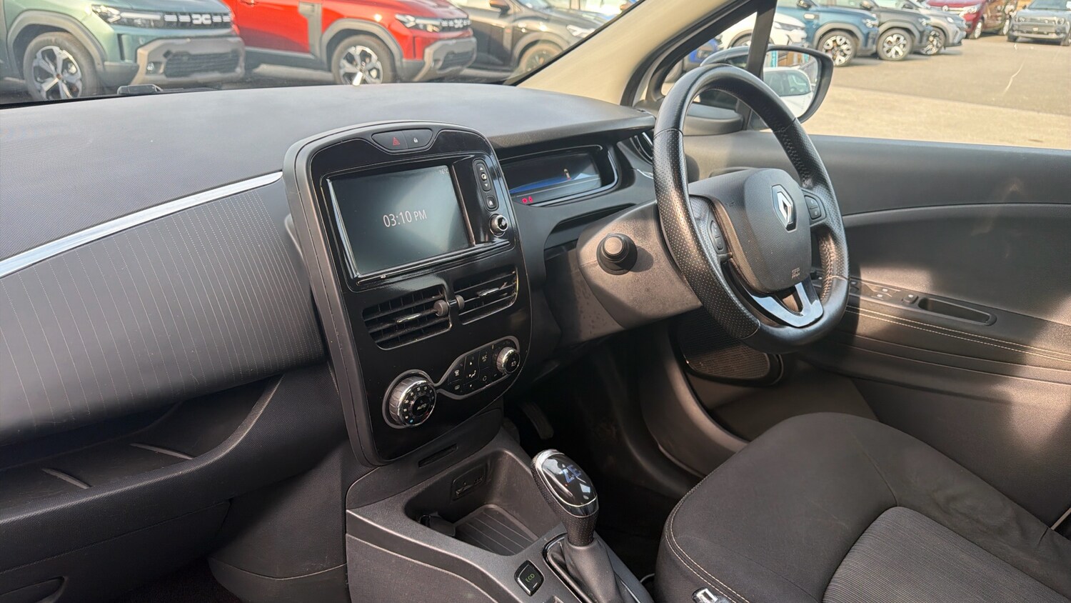 Used Renault Zoe 2019 for sale - 77963059: Photo 9