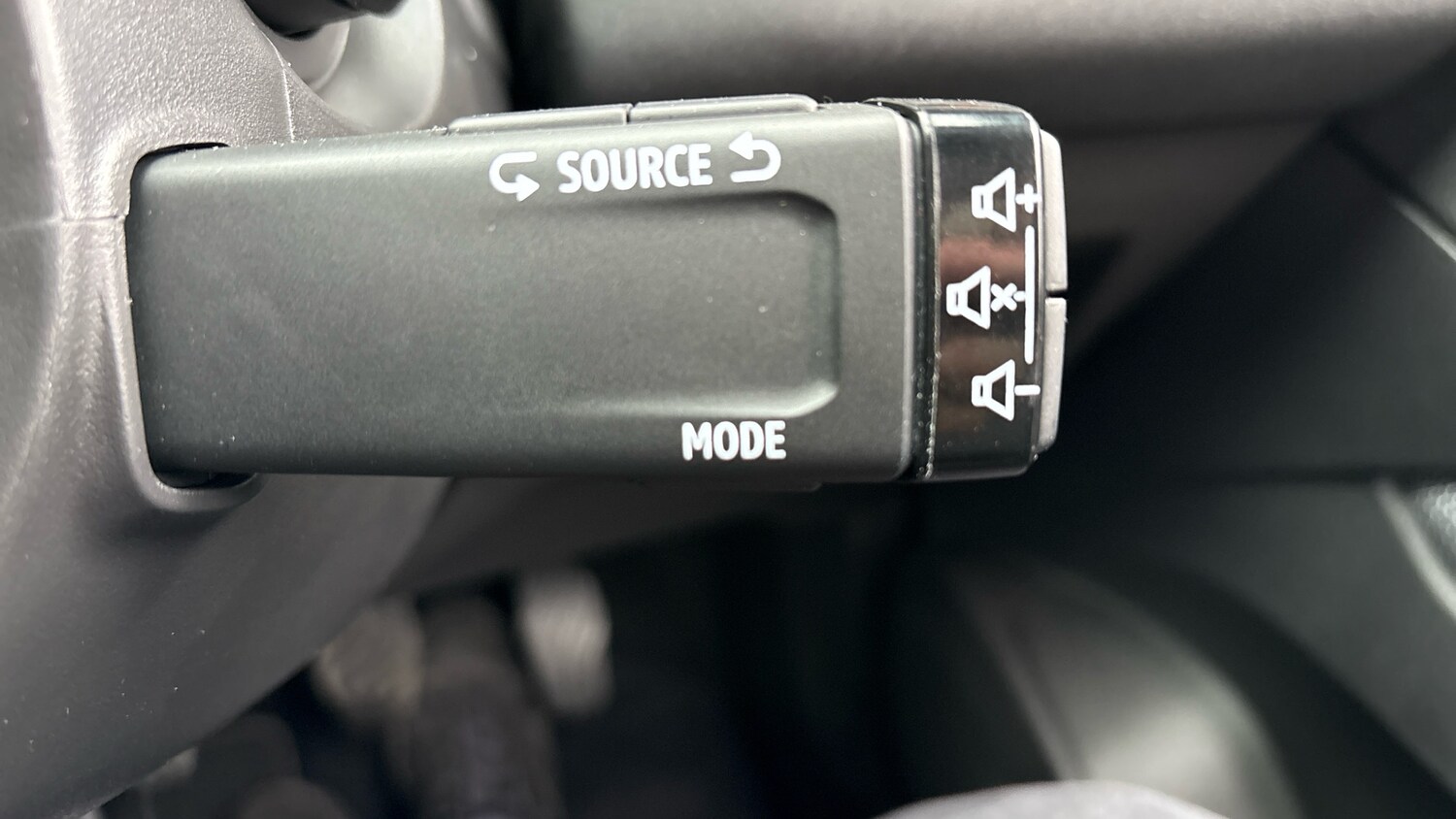 Used Renault Captur 2025 for sale - 77963051: Photo 39