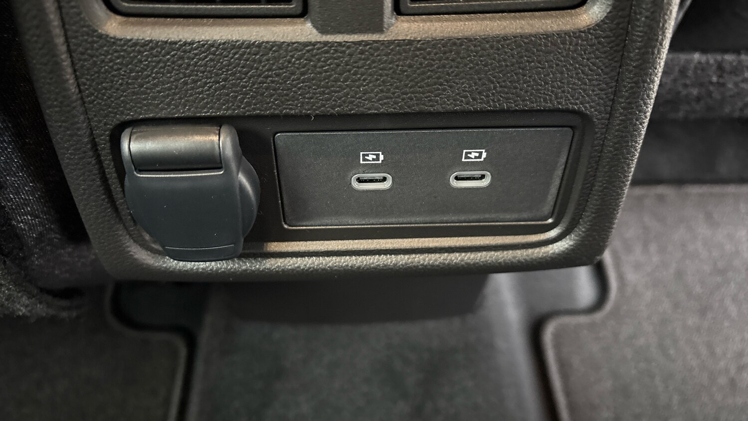 Used Renault Captur 2025 for sale - 77963051: Photo 48