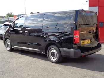 Used Vauxhall Vivaro Life 2023 for sale - 75038330: Photo