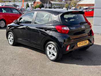 Used Hyundai i10 2023 for sale - 74773030: Photo