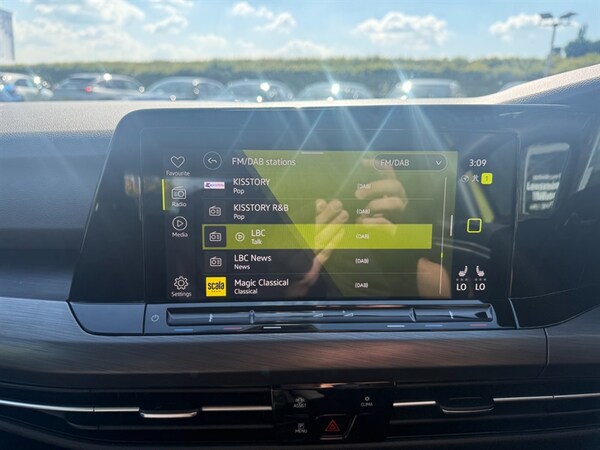 Used Volkswagen Golf 2021 for sale - 74973510: Photo 60