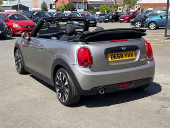 Used MINI Convertible 2018 for sale - 74607925: Photo