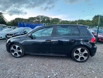 Used Volkswagen Golf 2010 for sale - 78853027: Photo