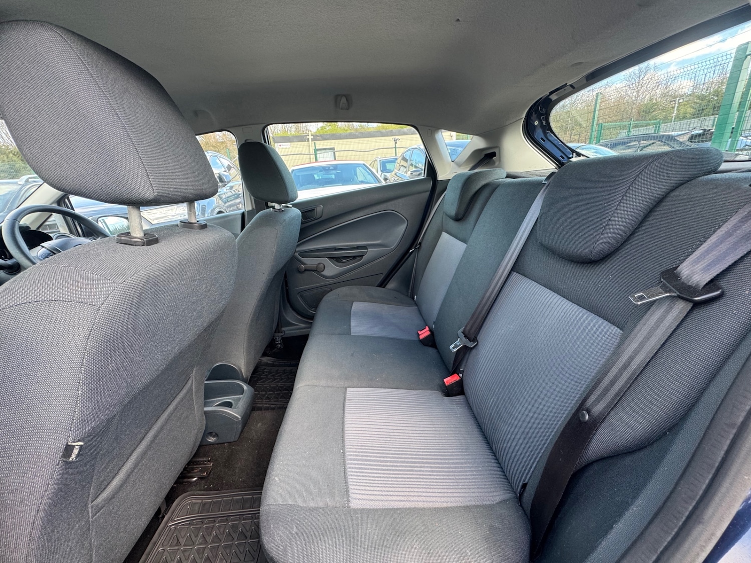 Used Ford Fiesta 2011 for sale - 78026229: Photo 11