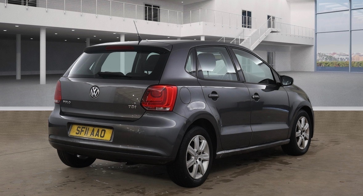 Used Volkswagen Polo 2011 for sale - 77234422: Photo 2