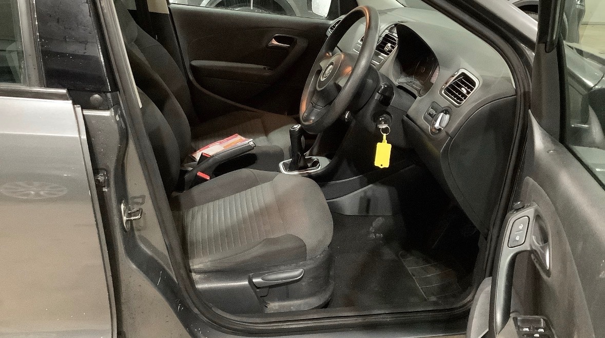 Used Volkswagen Polo 2011 for sale - 77234422: Photo 6