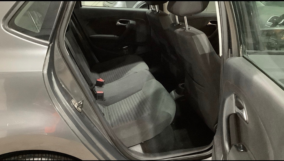 Used Volkswagen Polo 2011 for sale - 77234422: Photo 7