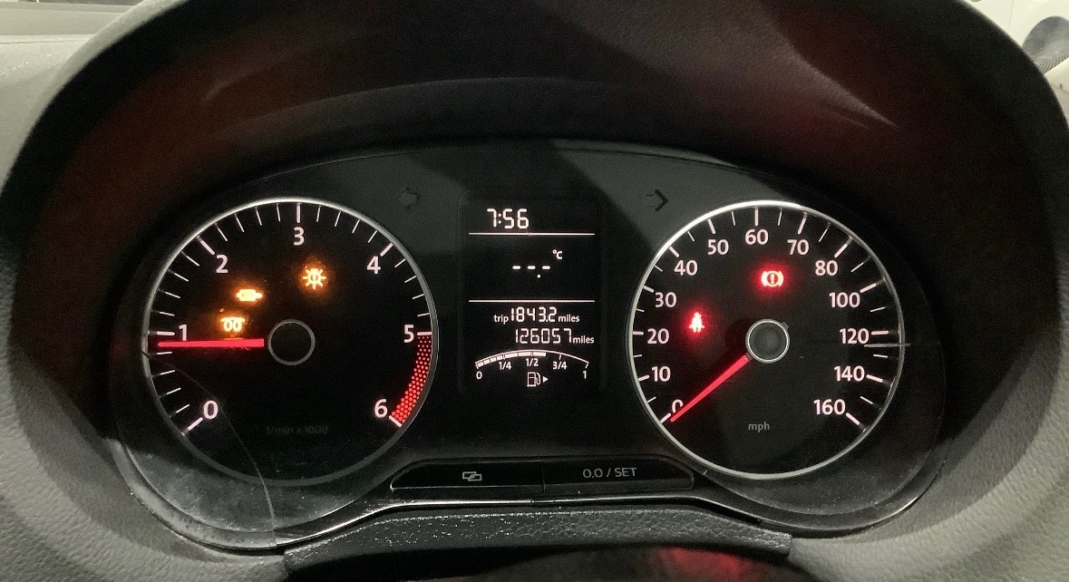 Used Volkswagen Polo 2011 for sale - 77234422: Photo 8