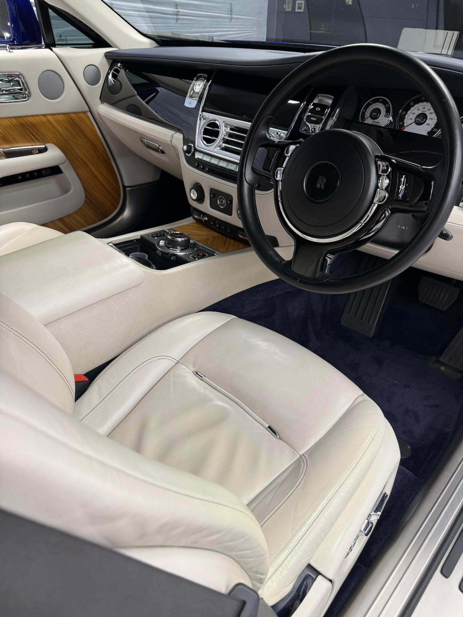 Used Rolls-Royce Wraith 2014 for sale - 77837421: Photo 10