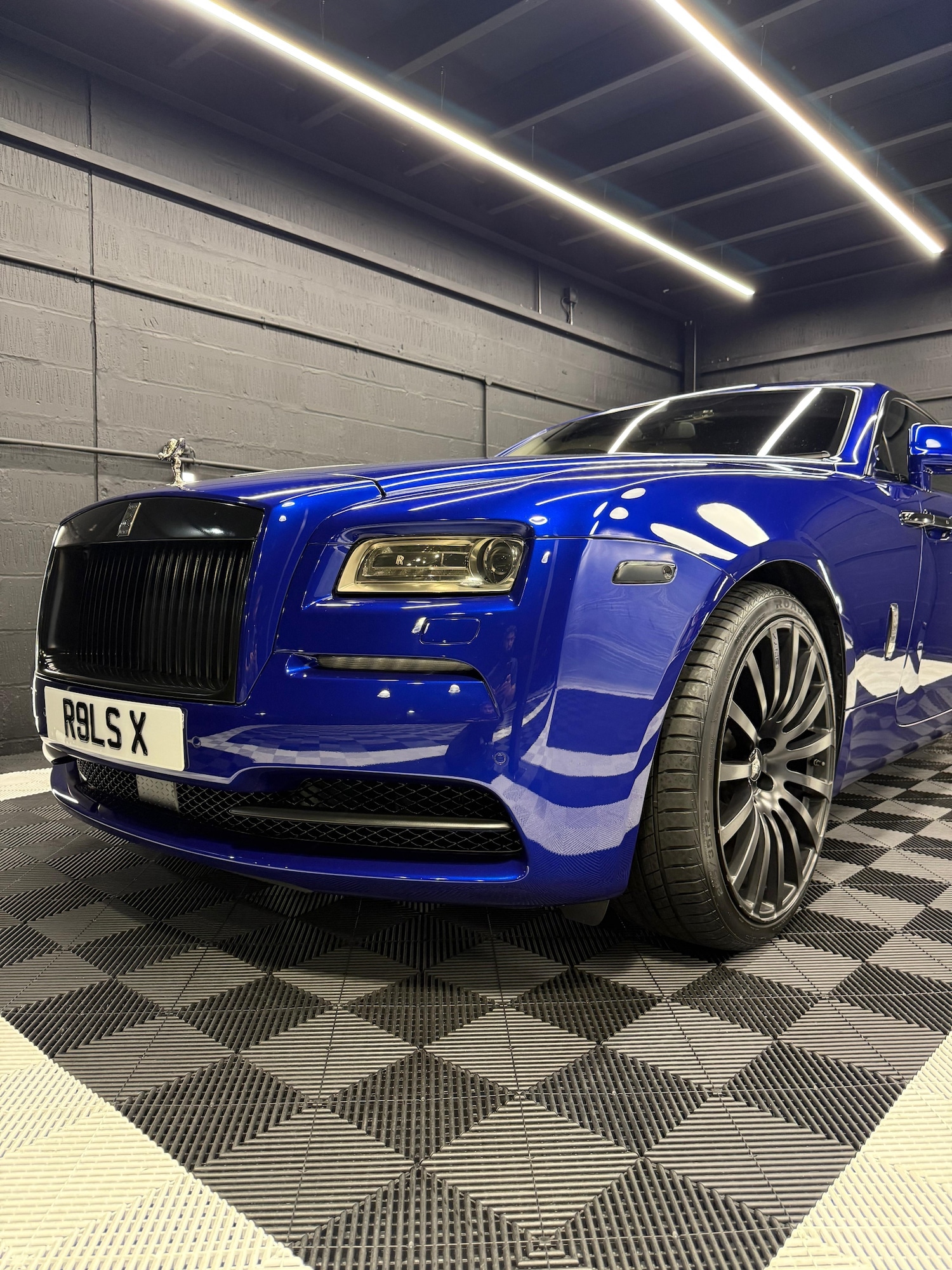 Used Rolls-Royce Wraith 2014 for sale - 77837421: Photo 4